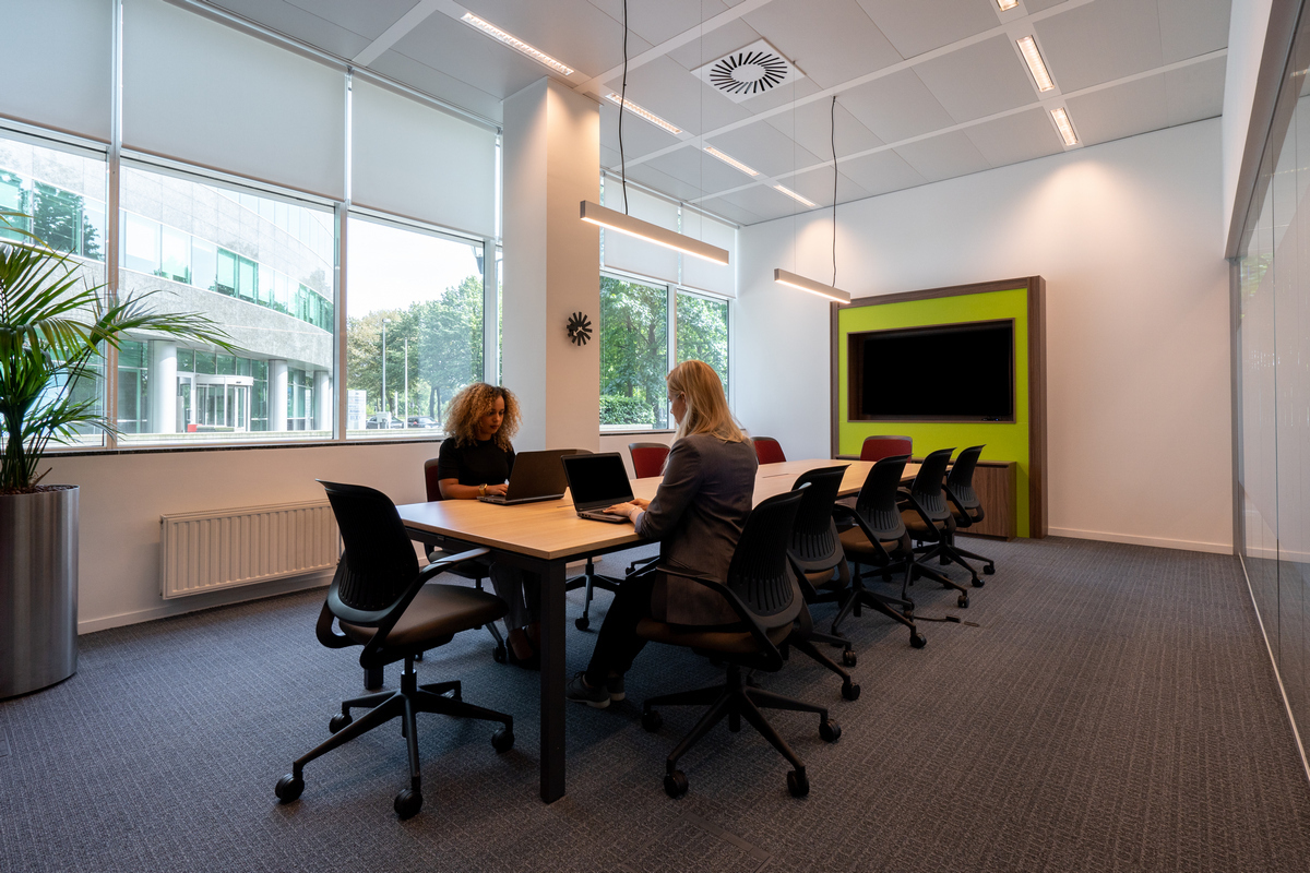 Kant-en-klare kantoorruimte voor een groeiend team van maximaal 10 personen Kant-en-klare kantoorruimte voor een groeiend team van maximaal 10 personen