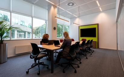 Kant-en-klare kantoorruimte voor een groeiend team van maximaal 10 personen Kant-en-klare kantoorruimte voor een groeiend team van maximaal 10 personen
