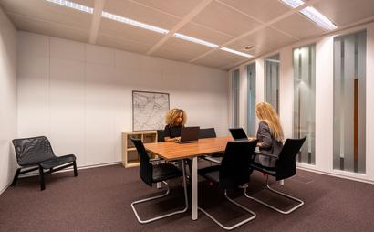 Kant-en-klare kantoorruimte voor een groeiend team van maximaal 10 personen Kant-en-klare kantoorruimte voor een groeiend team van maximaal 10 personen