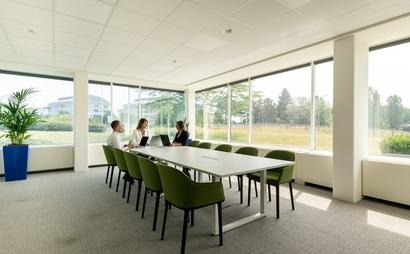 Kant-en-klare kantoorruimte voor een groeiend team van maximaal 10 personen Kant-en-klare kantoorruimte voor een groeiend team van maximaal 10 personen