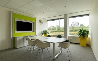 Kant-en-klare kantoorruimte voor een groeiend team van maximaal 10 personen Kant-en-klare kantoorruimte voor een groeiend team van maximaal 10 personen