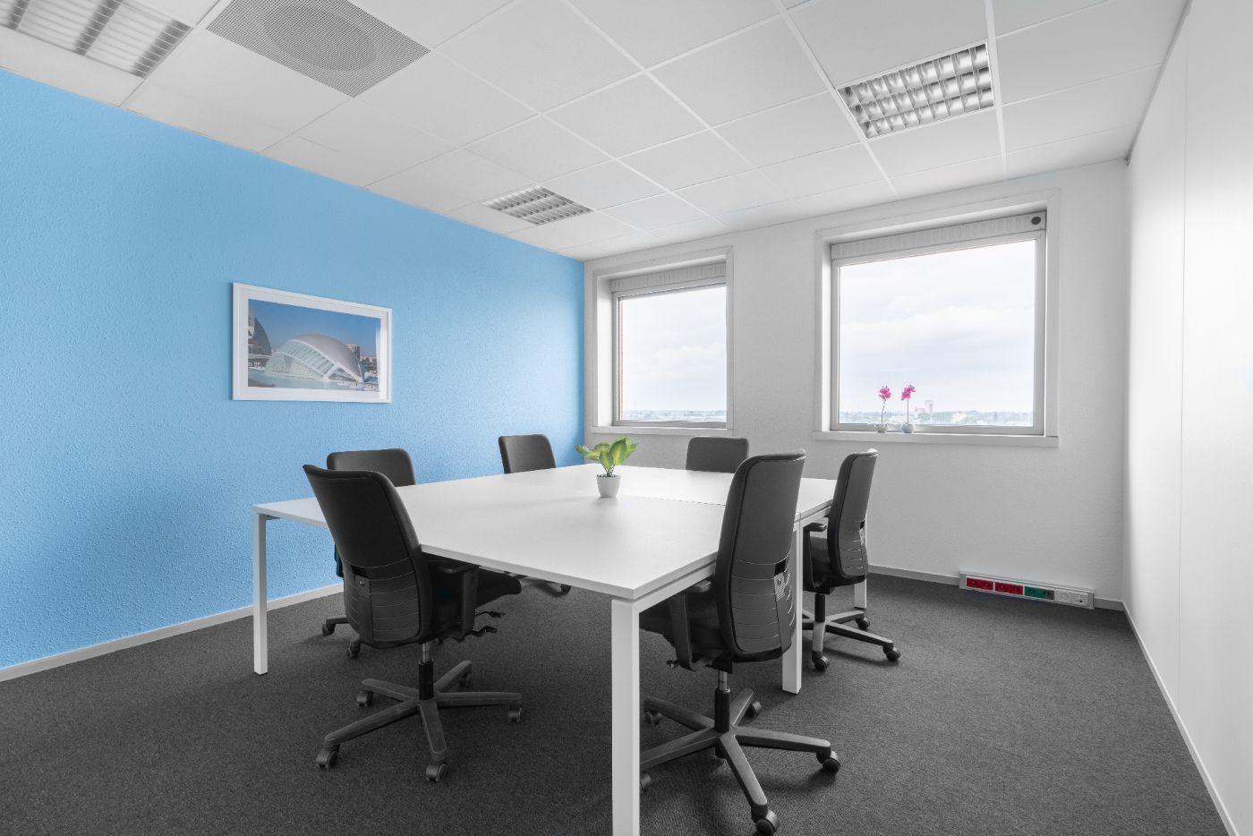 Werk vanaf een professionele werkplek bij u in de buurt