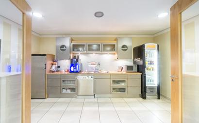 Ihr Privatbüro für 5-6 Personen - Berlin KuDamm Ihr Privatbüro für 5-6 Personen - Berlin KuDamm