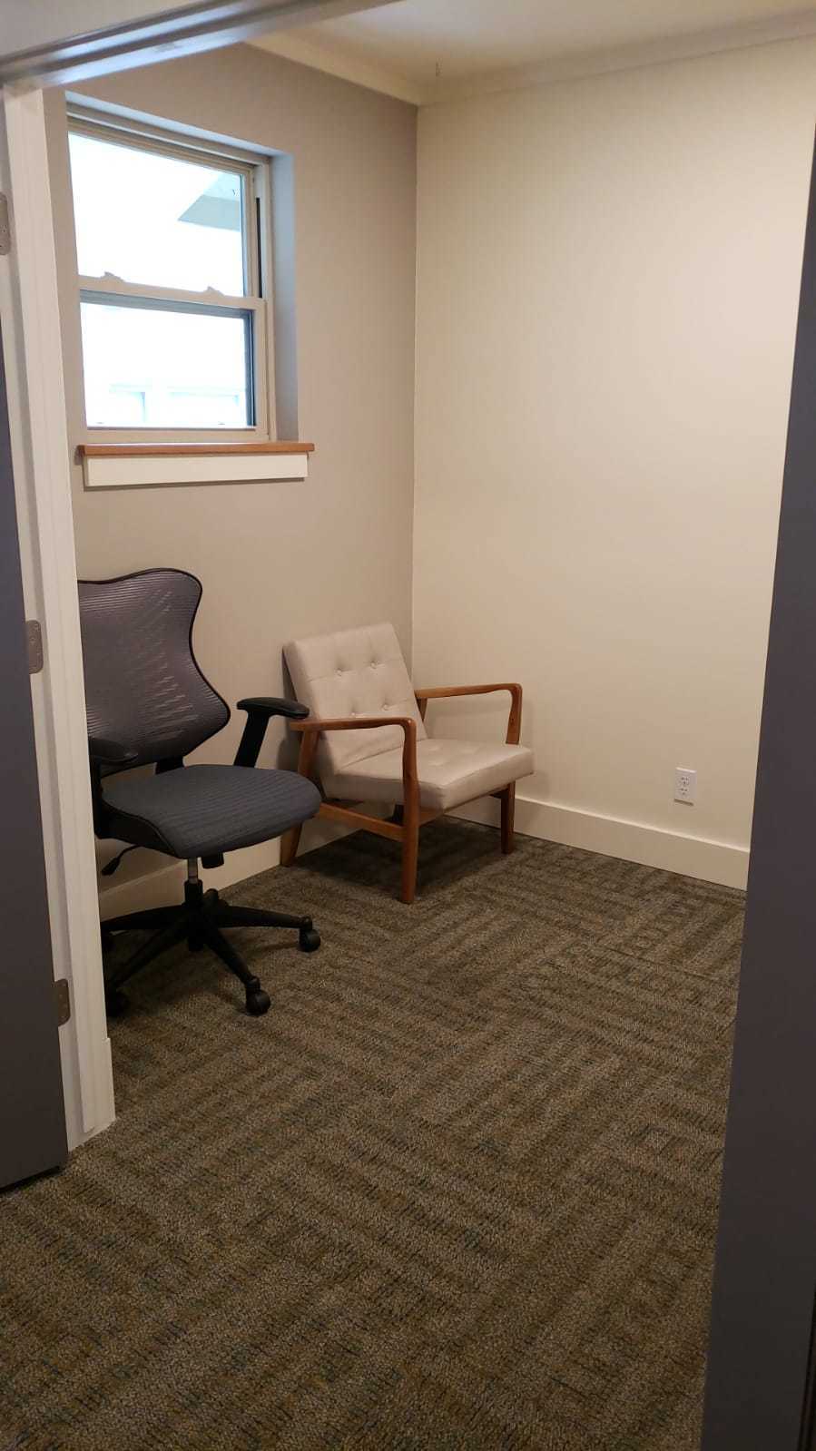 Small Clarksville Office for Sublease