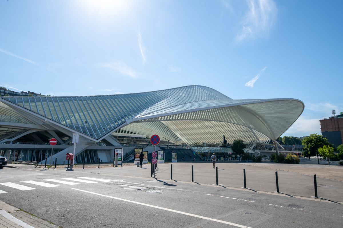 Werk vanaf een professionele werkplek bij u in de buurt