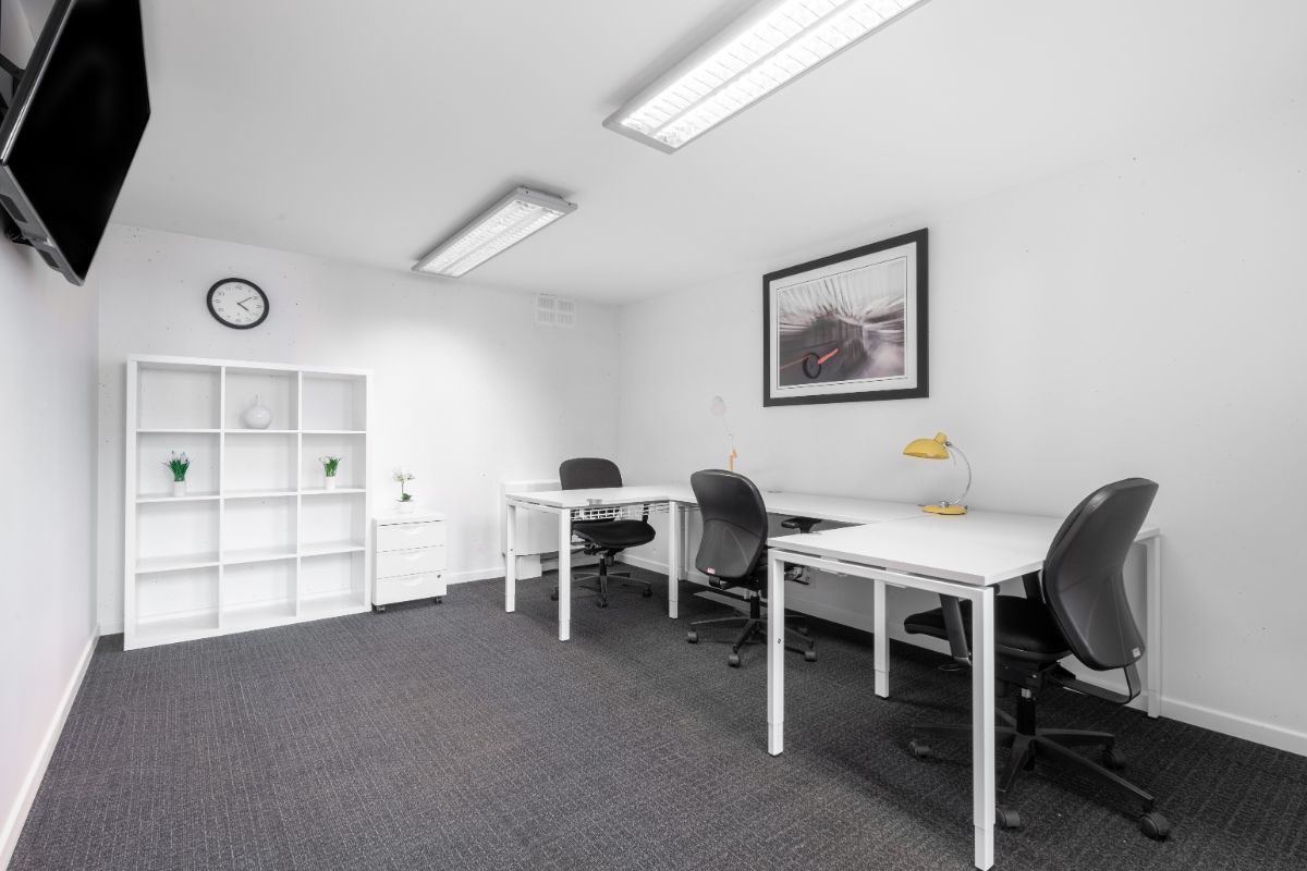 Werk zoals u dat wilt in een privékantoor voor drie