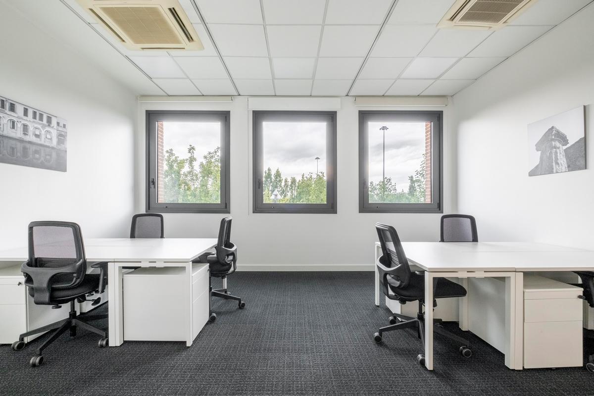 Lavora a modo tuo in un ufficio dedicato per 5