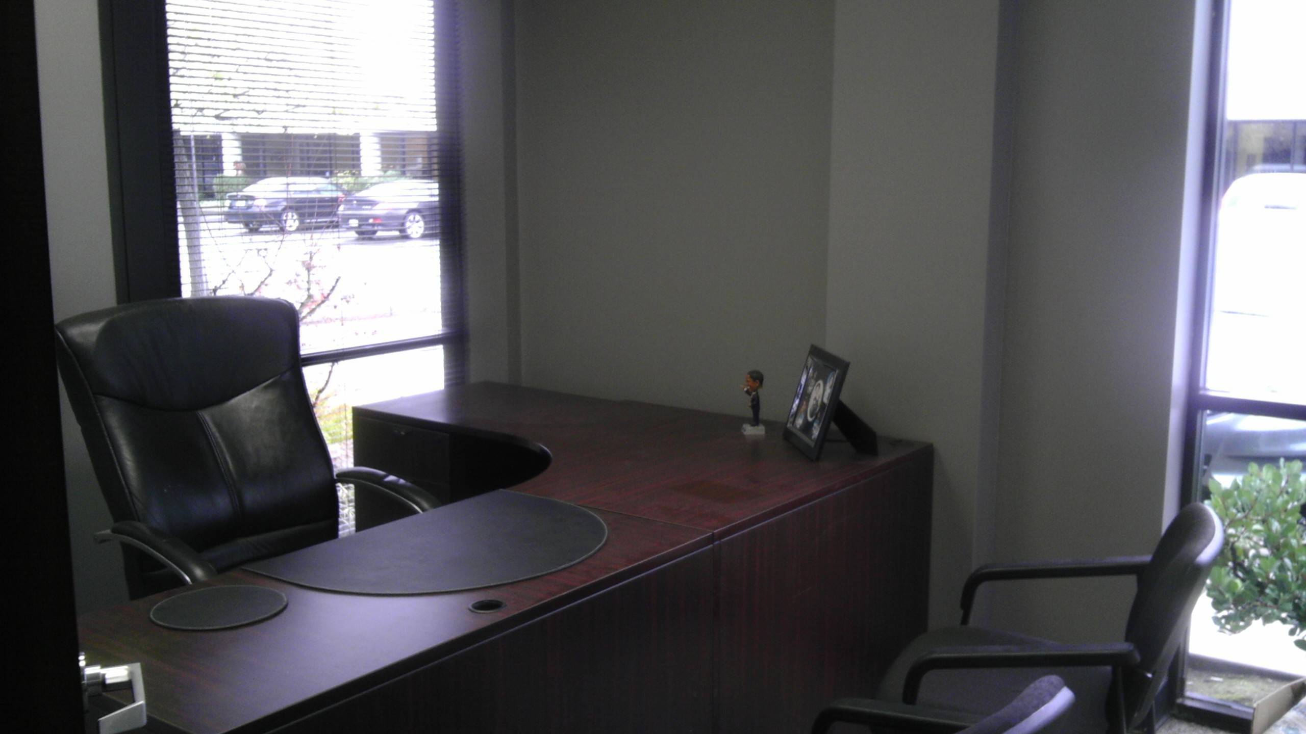 Offices Desks Near Me