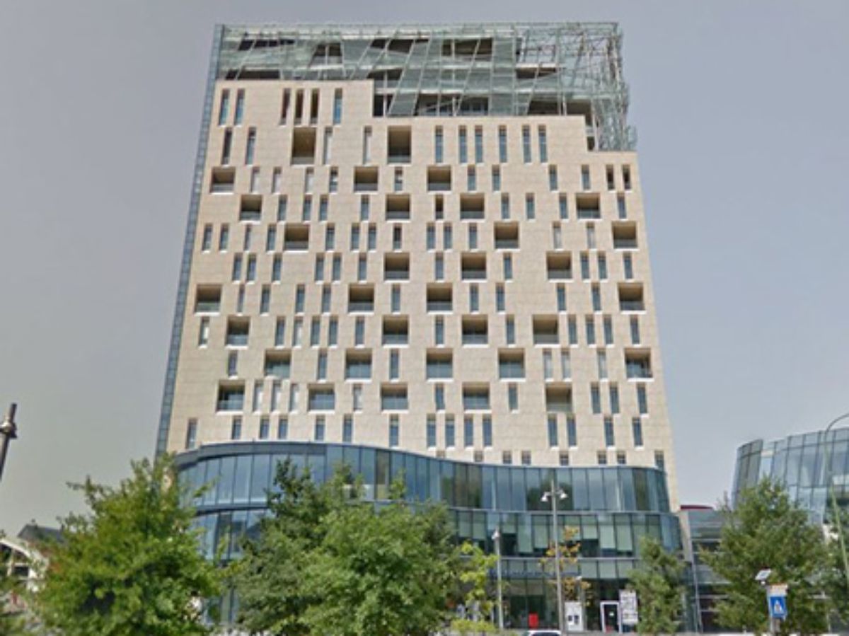 Lavora a modo tuo in un ufficio dedicato per 5