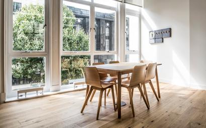 Tutti i vantaggi del coworking con una scrivania dedicata Tutti i vantaggi del coworking con una scrivania dedicata