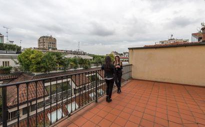 Lavora da uno spazio di lavoro professionale vicino a te.