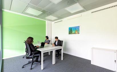 Lavora a modo tuo in un ufficio dedicato per 3 Lavora a modo tuo in un ufficio dedicato per 3