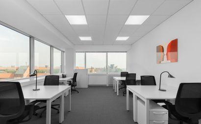 Lavora a modo tuo in un ufficio dedicato per 5