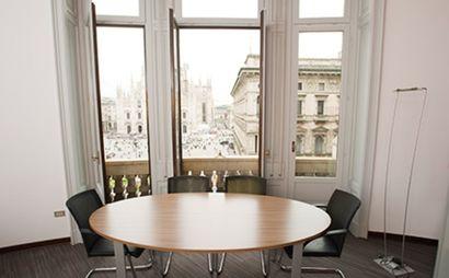 Lavora da uno spazio di lavoro professionale vicino a te.