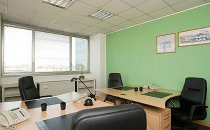 Lavora a modo tuo in un ufficio dedicato per 3 Lavora a modo tuo in un ufficio dedicato per 3