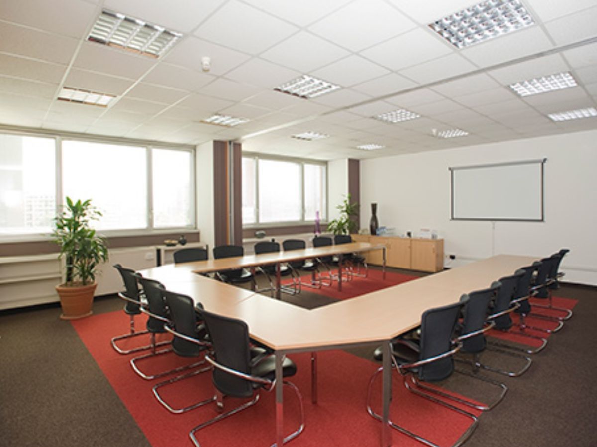 Lavora a modo tuo in un ufficio dedicato per 5