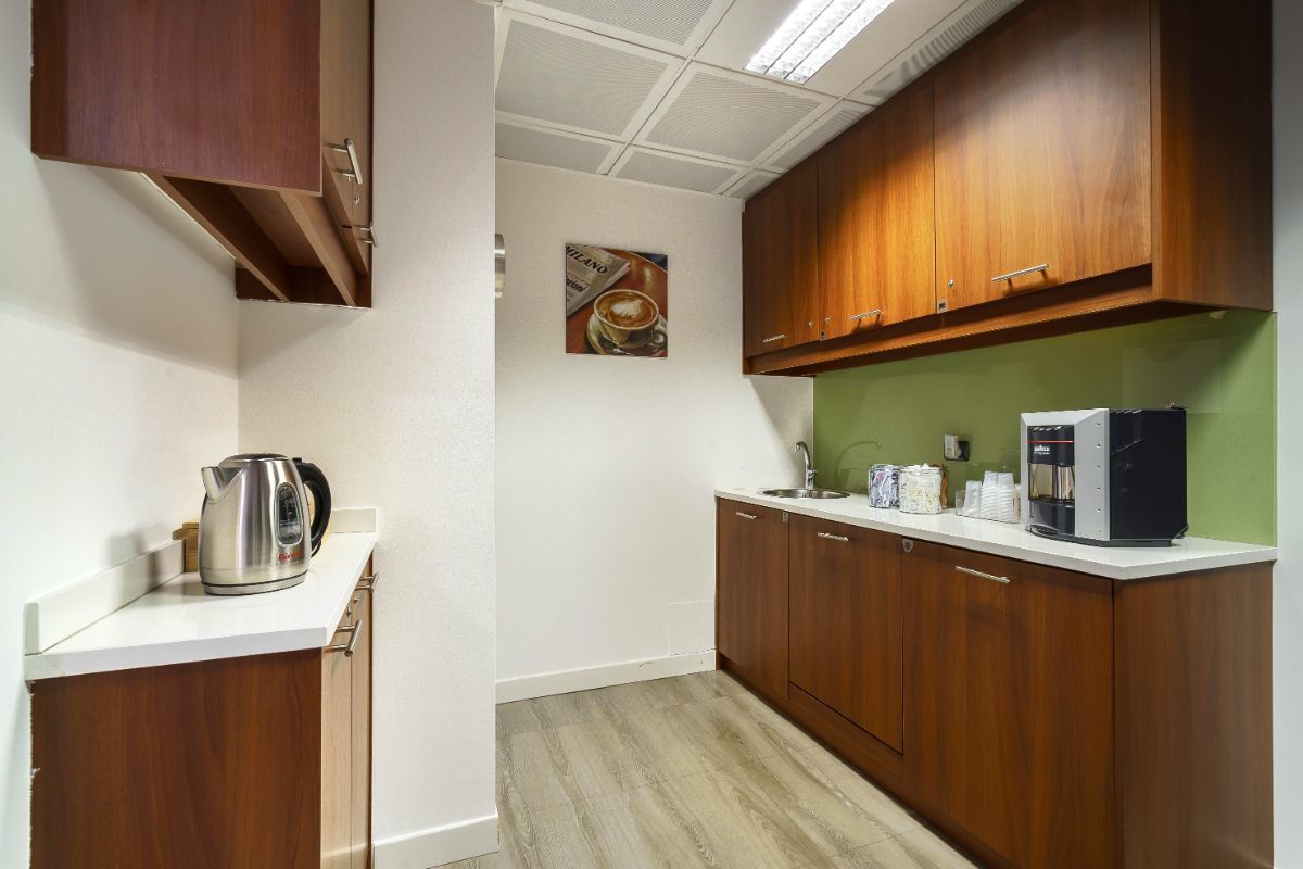 Lavora da uno spazio di lavoro professionale vicino a te.