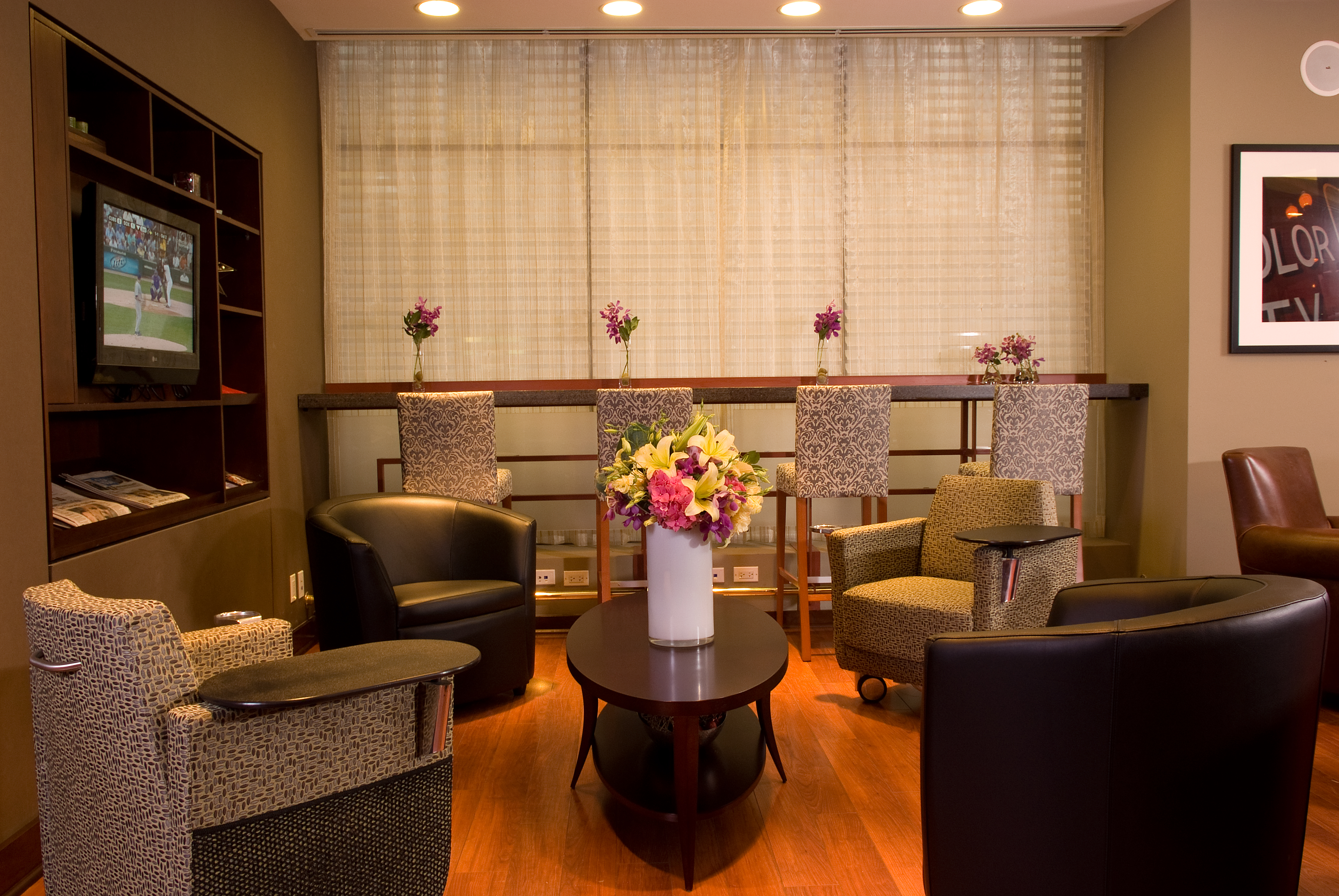 Club Member | Desks Near Me