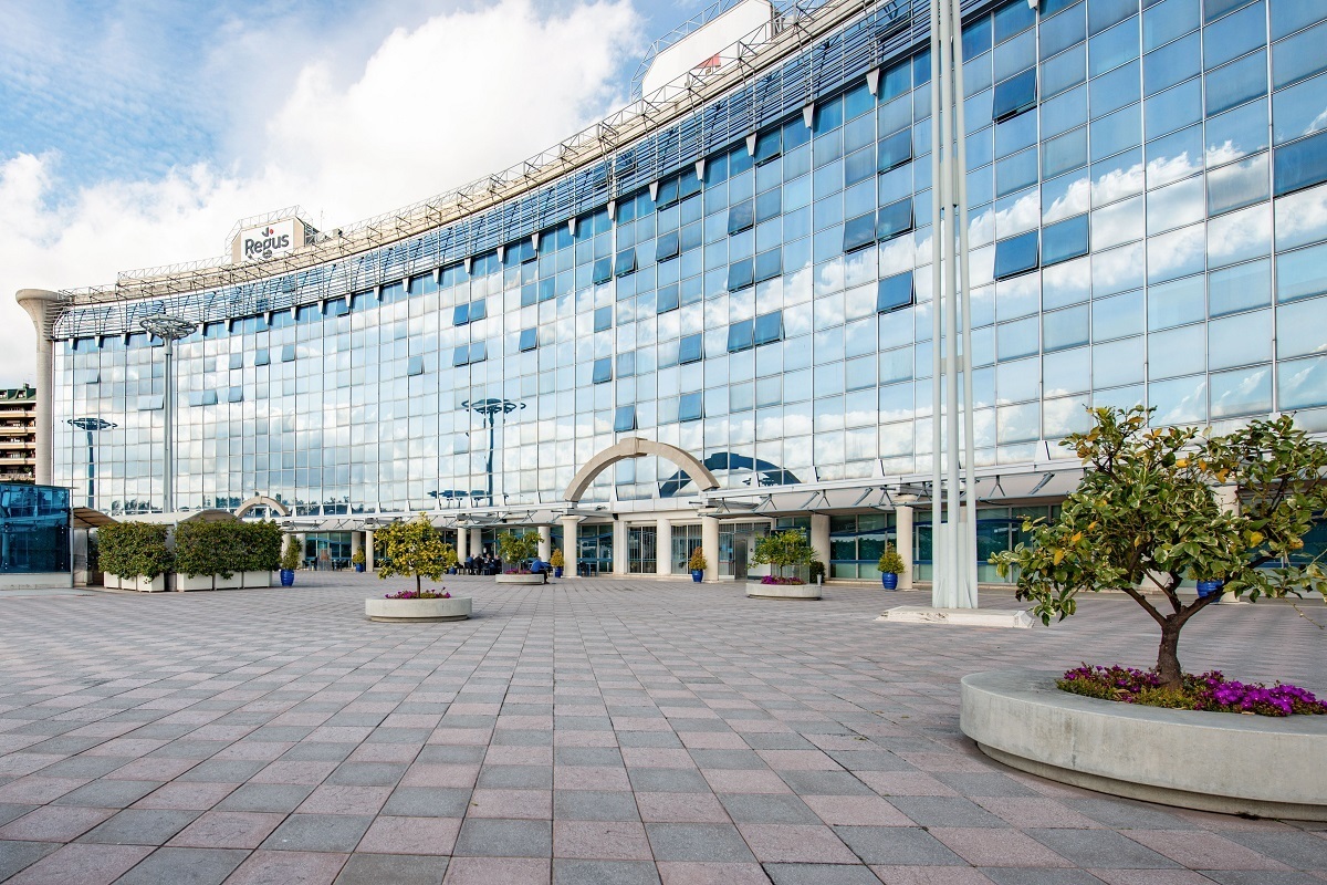 Lavora a modo tuo in un ufficio dedicato per 5