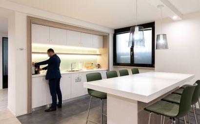 Lavora a modo tuo in un ufficio dedicato per 5