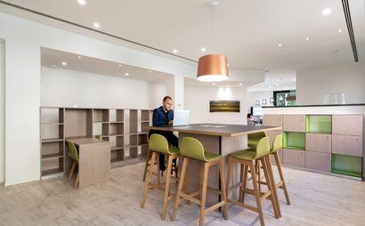 Lavora a modo tuo in un ufficio dedicato per 5 Lavora a modo tuo in un ufficio dedicato per 5