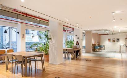 Tutti i vantaggi del coworking con una scrivania dedicata Tutti i vantaggi del coworking con una scrivania dedicata