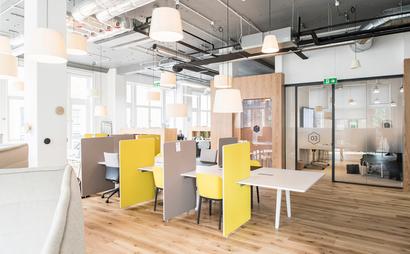 Tutti i vantaggi del coworking con una scrivania dedicata Tutti i vantaggi del coworking con una scrivania dedicata