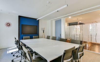 Lavora a modo tuo in un ufficio dedicato per 3