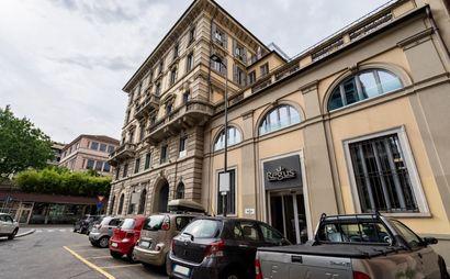 Lavora da uno spazio di lavoro professionale vicino a te. Lavora da uno spazio di lavoro professionale vicino a te.