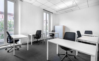 Lavora a modo tuo in un ufficio dedicato per 5 Lavora a modo tuo in un ufficio dedicato per 5