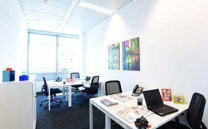 Lavora a modo tuo in un ufficio dedicato per 5 Lavora a modo tuo in un ufficio dedicato per 5