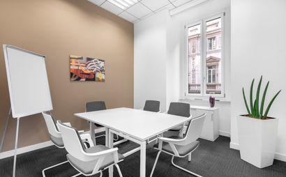 Lavora a modo tuo in un ufficio dedicato per 3 Lavora a modo tuo in un ufficio dedicato per 3