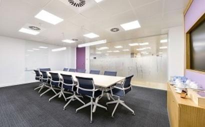 Lavora a modo tuo in un ufficio dedicato per 3 Lavora a modo tuo in un ufficio dedicato per 3