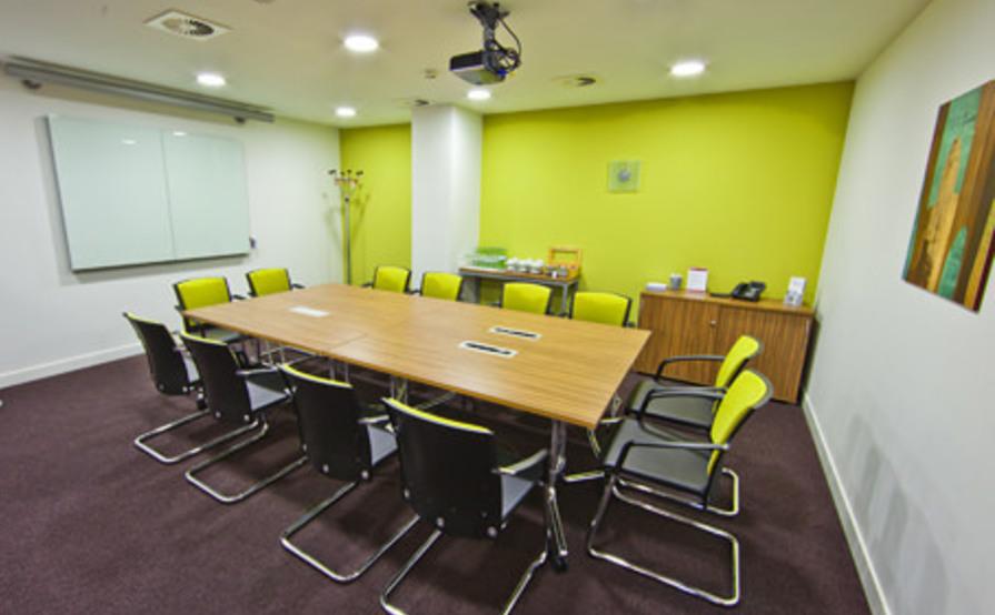 Ihr Privatbüro für 3-4 Personen - Berlin Am Brandenburger Tor Ihr Privatbüro für 3-4 Personen - Berlin Am Brandenburger Tor