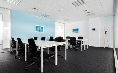 Lavora a modo tuo in un ufficio dedicato su misura. Lavora a modo tuo in un ufficio dedicato su misura.