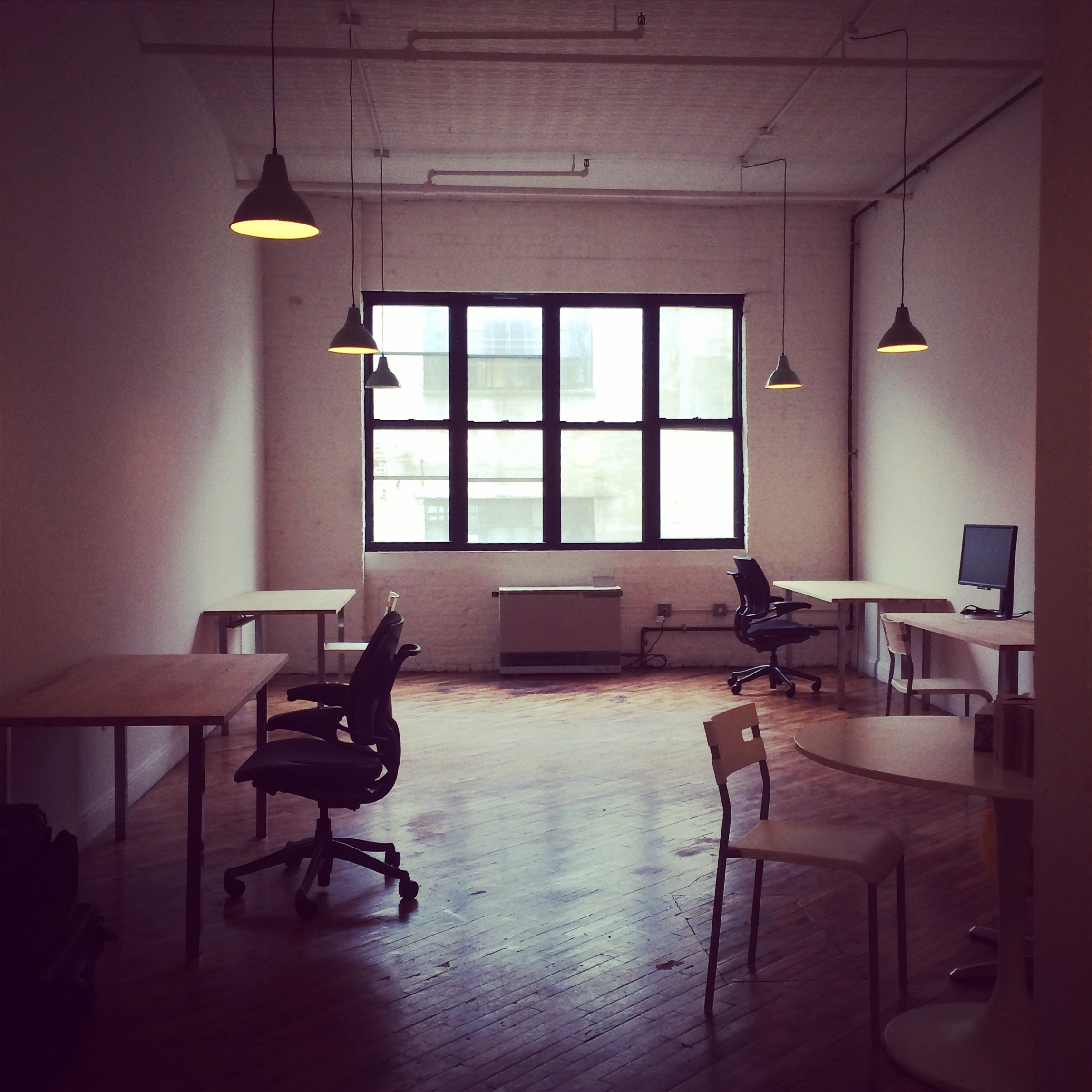 Desks available at Rota6 Studio