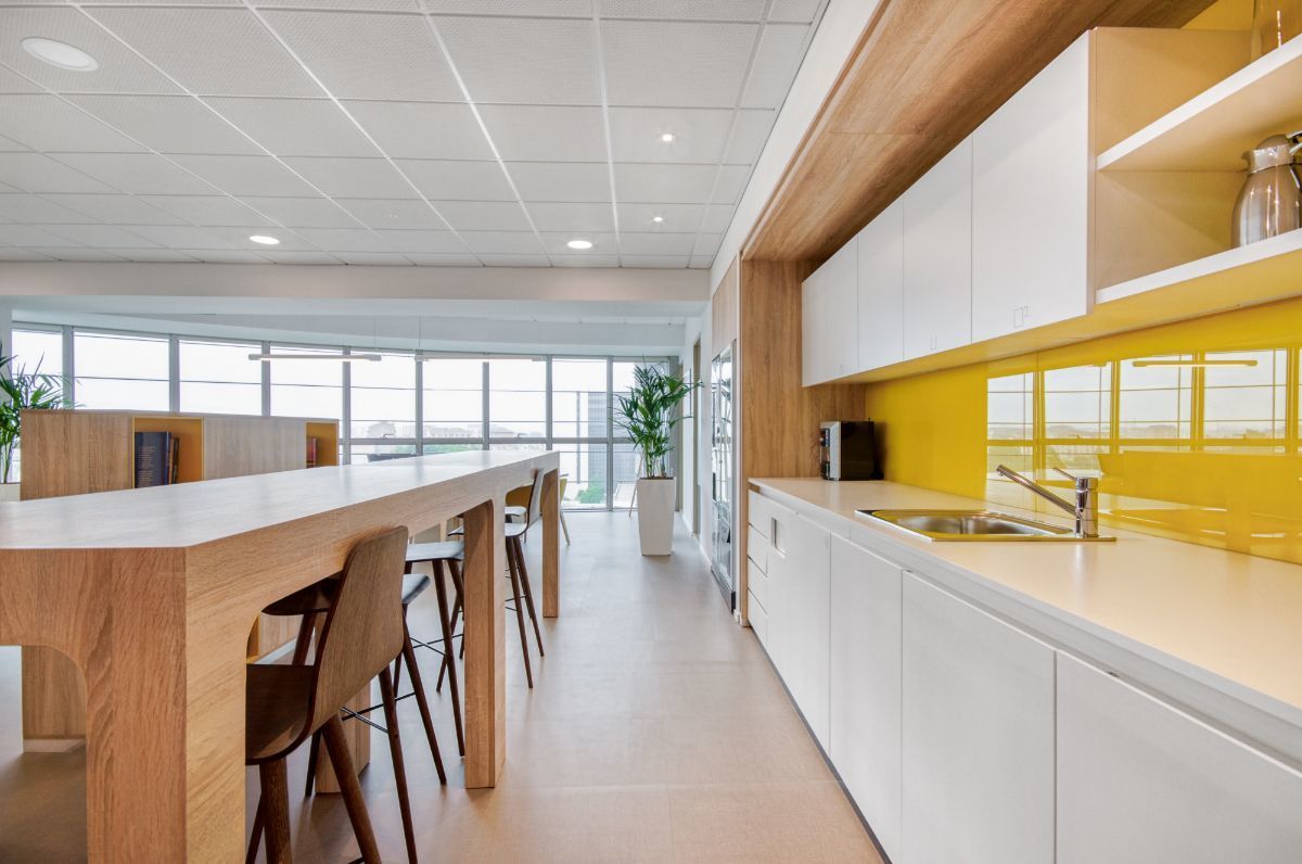 Lavora a modo tuo in un ufficio dedicato per 5