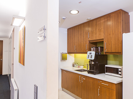 Ihr Privatbüro für 3-4 Personen - Berlin KuDamm195 Ihr Privatbüro für 3-4 Personen - Berlin KuDamm195