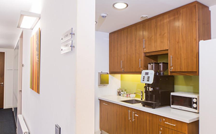 Ihr Privatbüro für 3-4 Personen - Berlin KuDamm195 Ihr Privatbüro für 3-4 Personen - Berlin KuDamm195