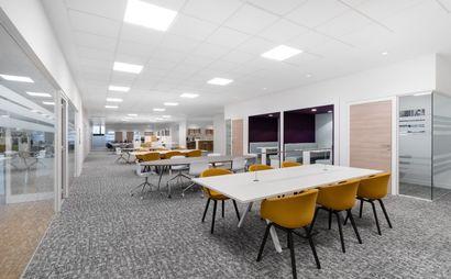 Uffici arredati pronti all'uso pensati per team in crescita (fino a 10 persone). Uffici arredati pronti all'uso pensati per team in crescita (fino a 10 persone).