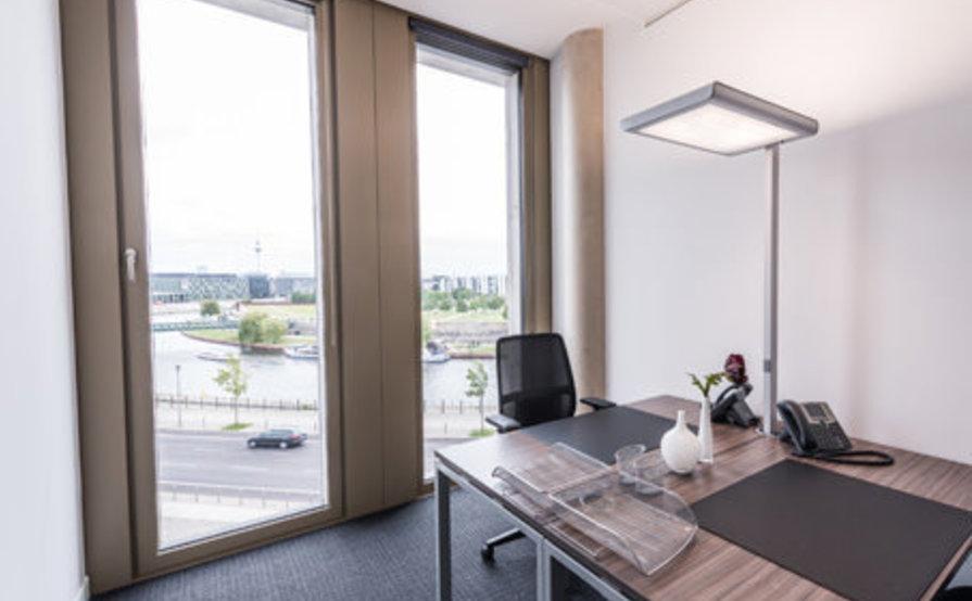 Ihr Privatbüro für 3-4 Personen - Berlin Am Kanzleramt Ihr Privatbüro für 3-4 Personen - Berlin Am Kanzleramt