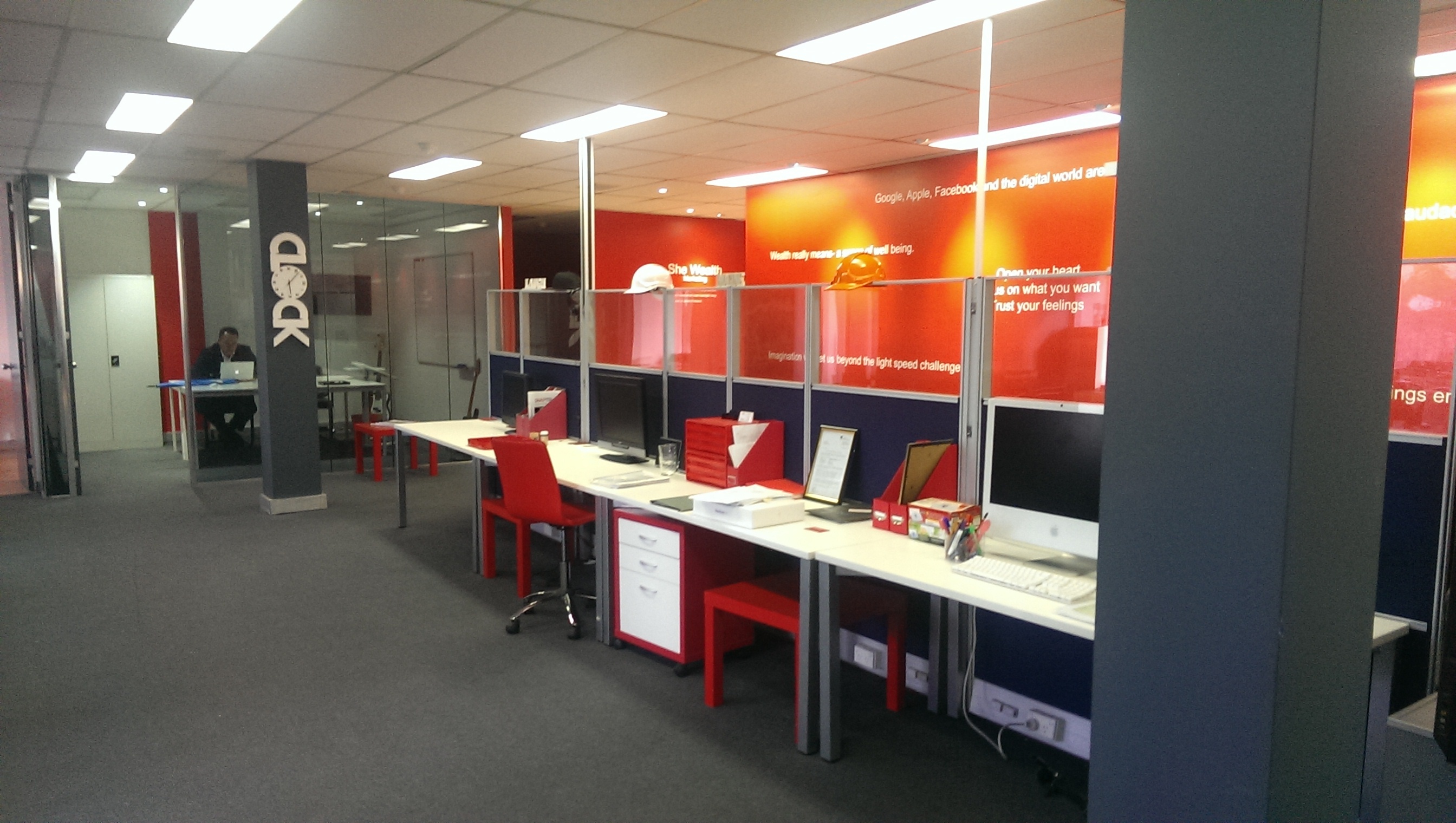 Co-working Desks & Office space