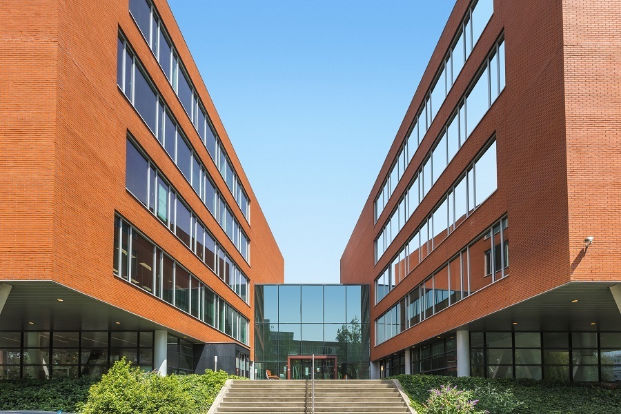 Werk vanaf een professionele werkplek bij u in de buurt