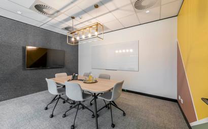 FALCON - MEETING ROOM  FALCON - MEETING ROOM