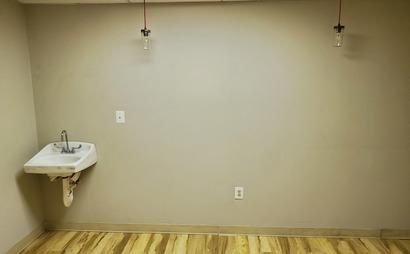 Hair Stylist Rooms for $1200 a month (Downtown Silver Spring, MD) Hair Stylist Rooms for $1200 a month (Downtown Silver Spring, MD)