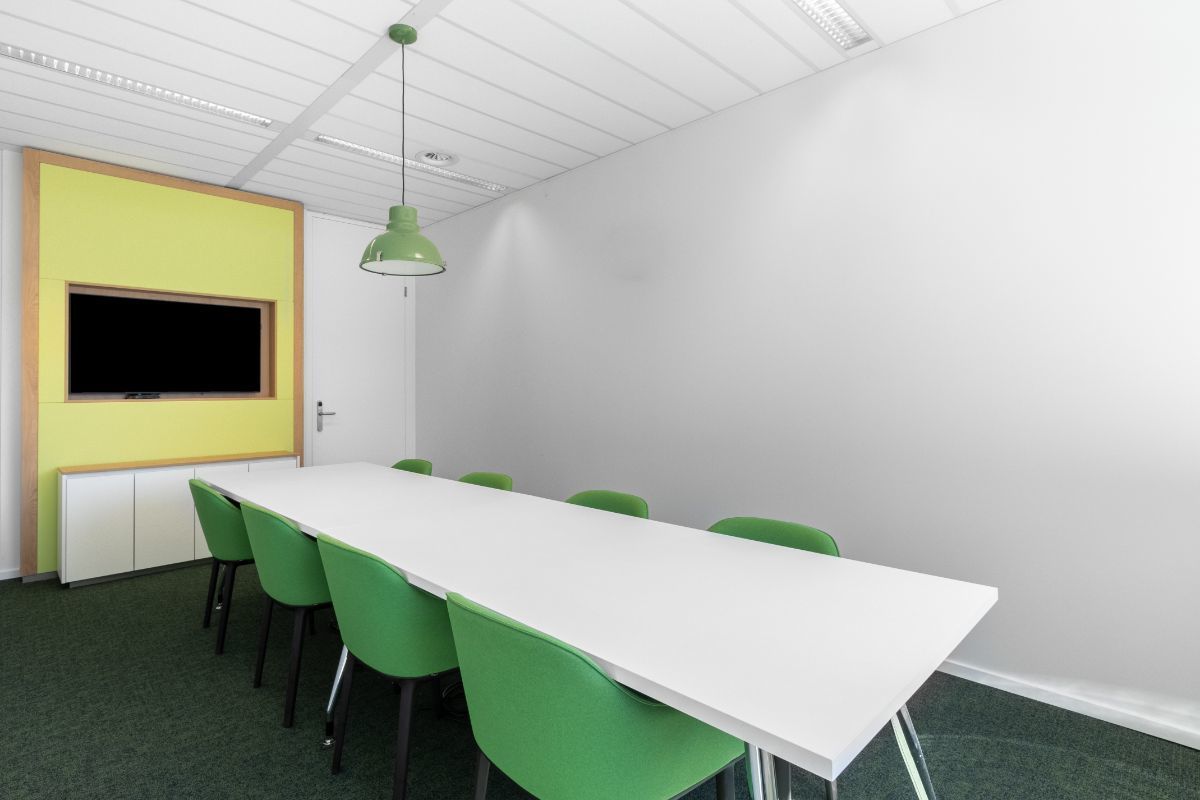 Work your way in een privékantoor voor drie