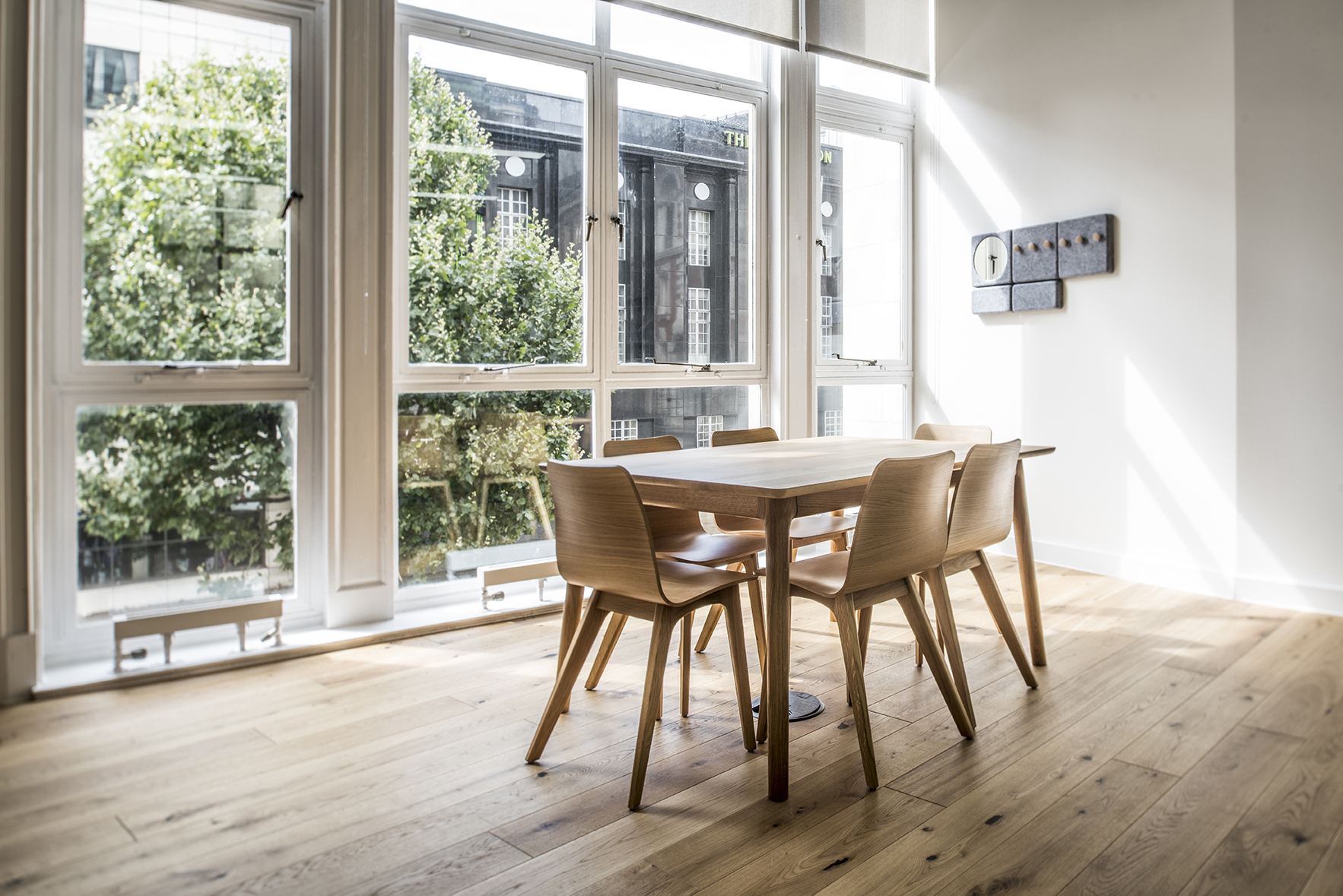 Een perfect formaat kantooromgeving voor drie