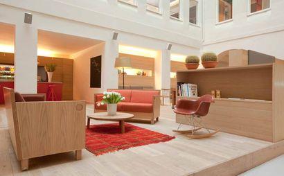 Een perfect formaat kantooromgeving voor drie Een perfect formaat kantooromgeving voor drie