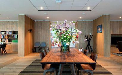 Een perfect formaat kantooromgeving voor vijf. Een perfect formaat kantooromgeving voor vijf.