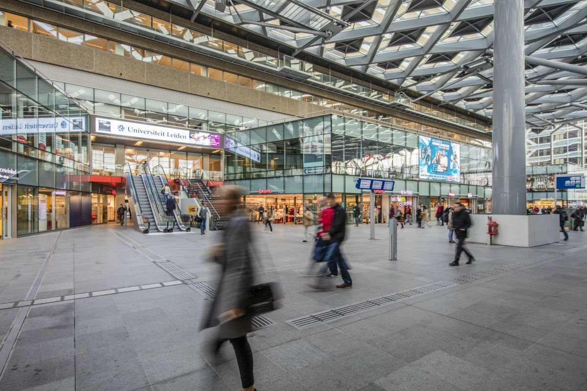 Work your way in een privékantoor voor drie